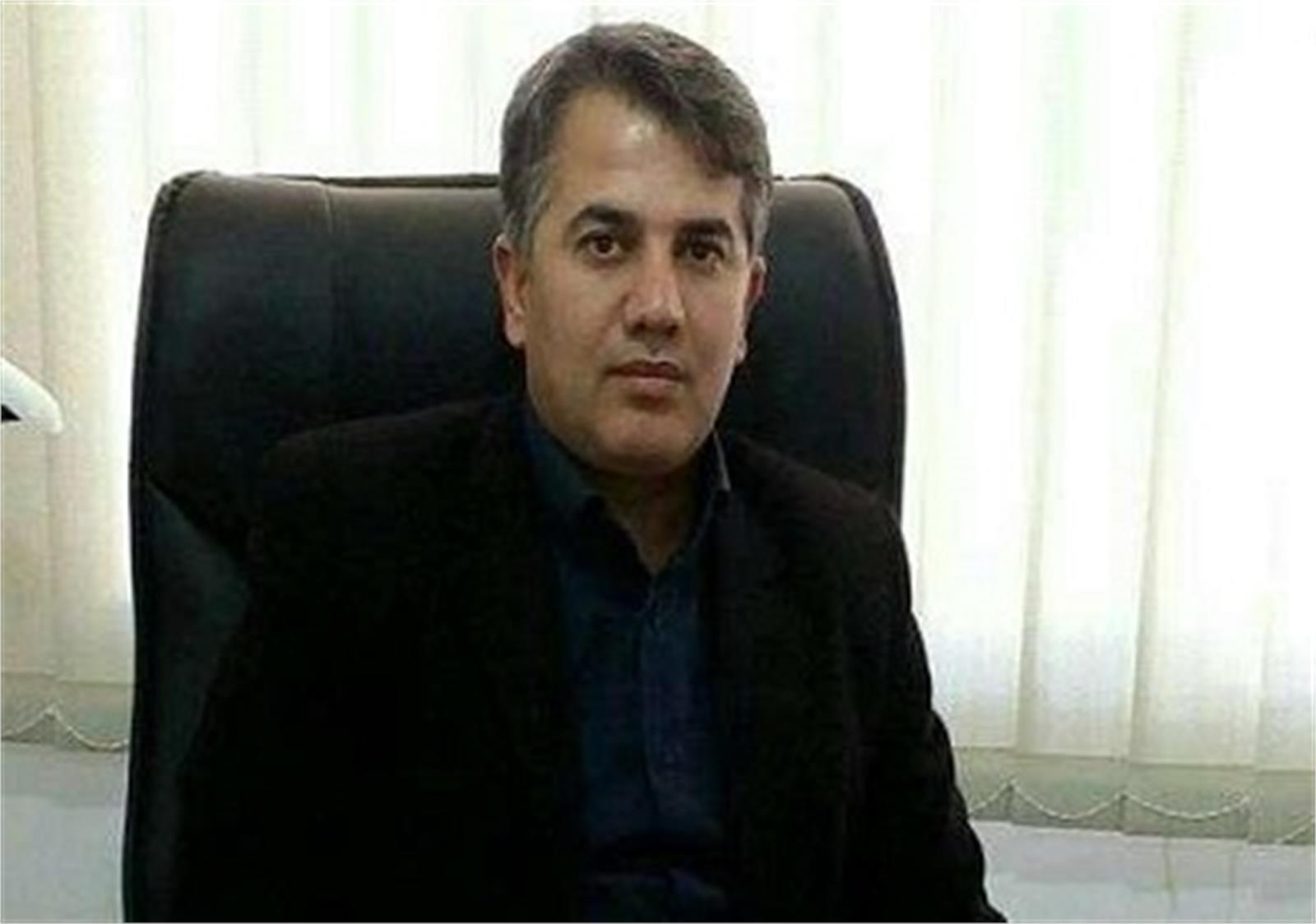 احداث زمین چمن مصنوعی توسط بنیاد مستضعفان در روستا‌های محروم ایلام