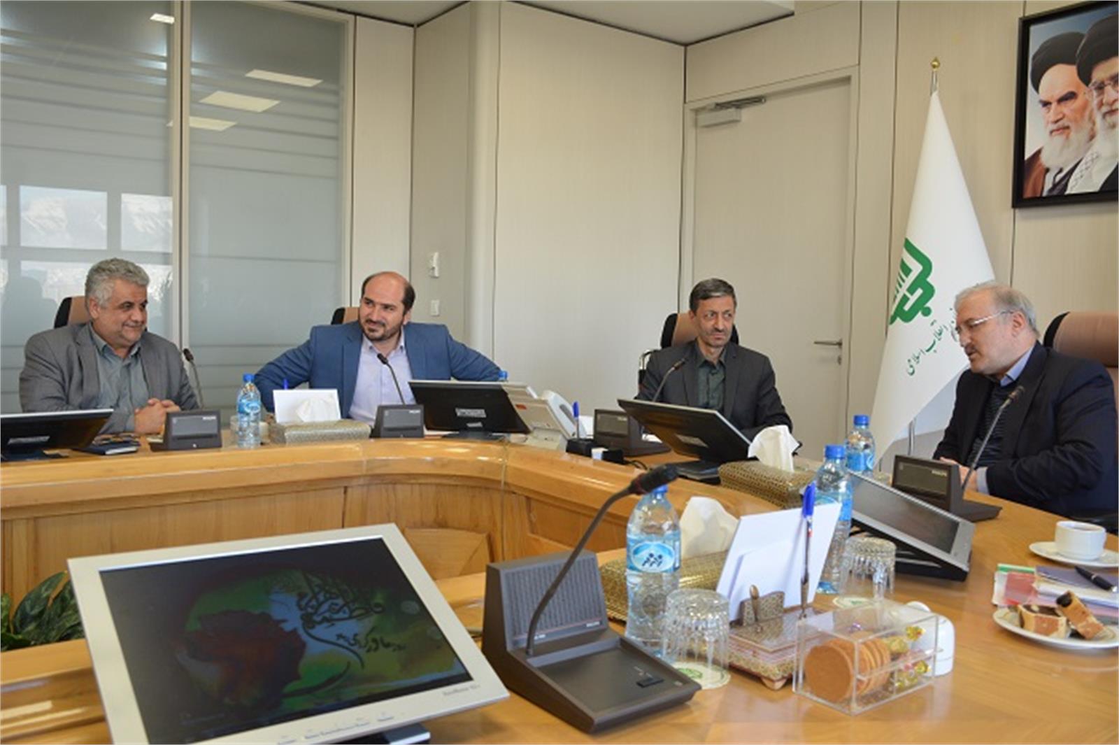 گزارش تصویری / دیدار وزیر بهداشت با رئیس بنیاد مستضعفان