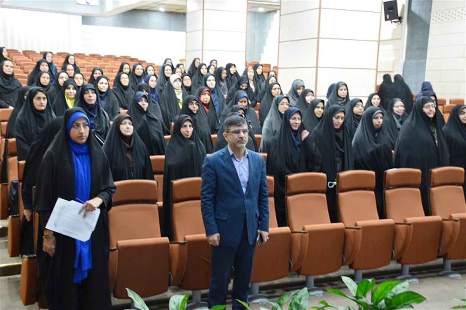 گزارش تصویری / جشن بزرگداشت مقام مادر و گرامیداشت روز زن