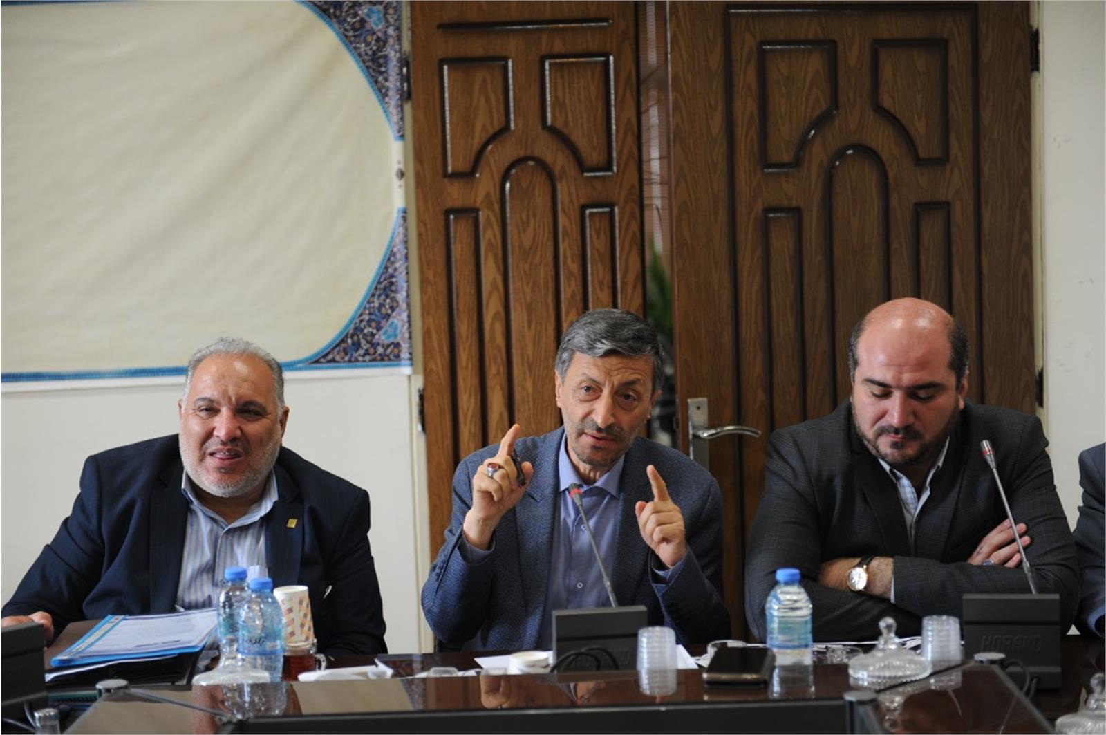 واگذاری رایگان زمین‌های بنیاد مستضعفان برای خانه‌دار شدن مردم و محرومان